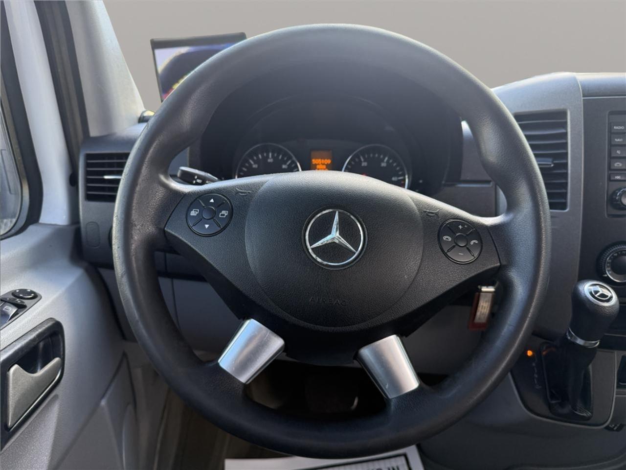 Mercedes-Benz Sprinter Passenger Van 2500 High Roof I4 170" RWD 2014