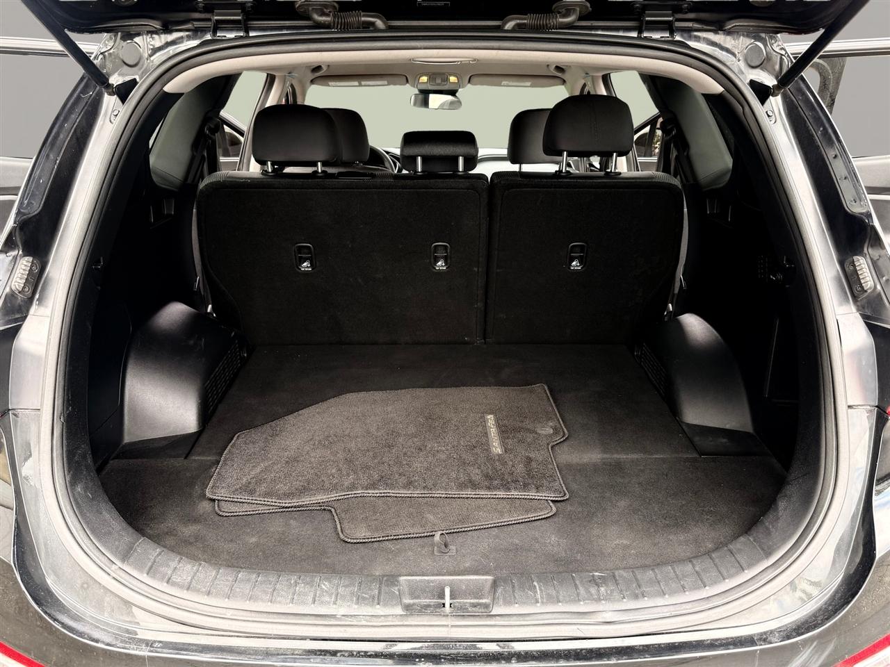 Hyundai Santa Fe SE 2.4L Auto FWD 2020