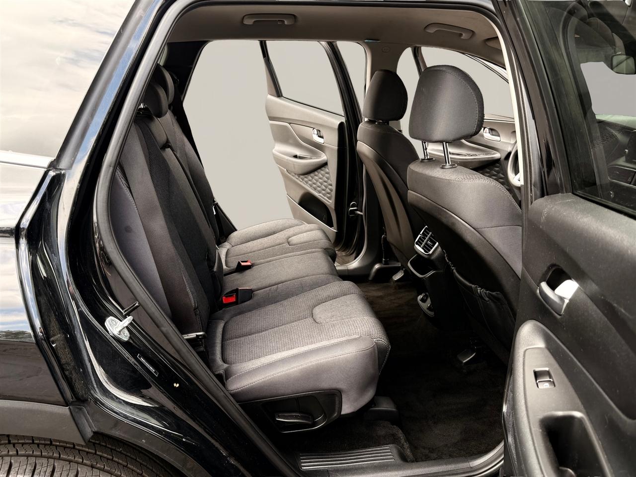 Hyundai Santa Fe SE 2.4L Auto FWD 2020