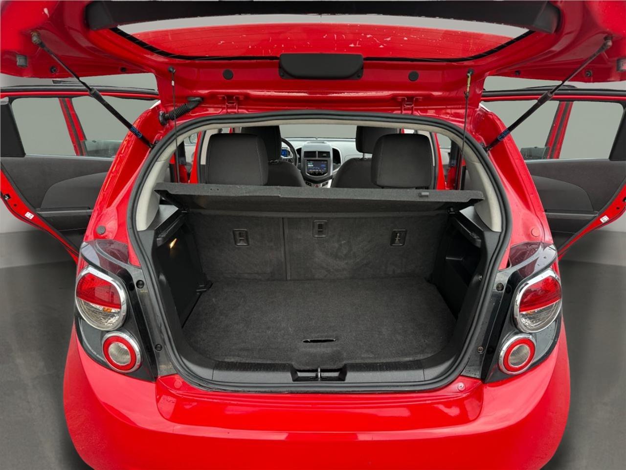 Chevrolet Sonic 5dr HB Auto LT 2014