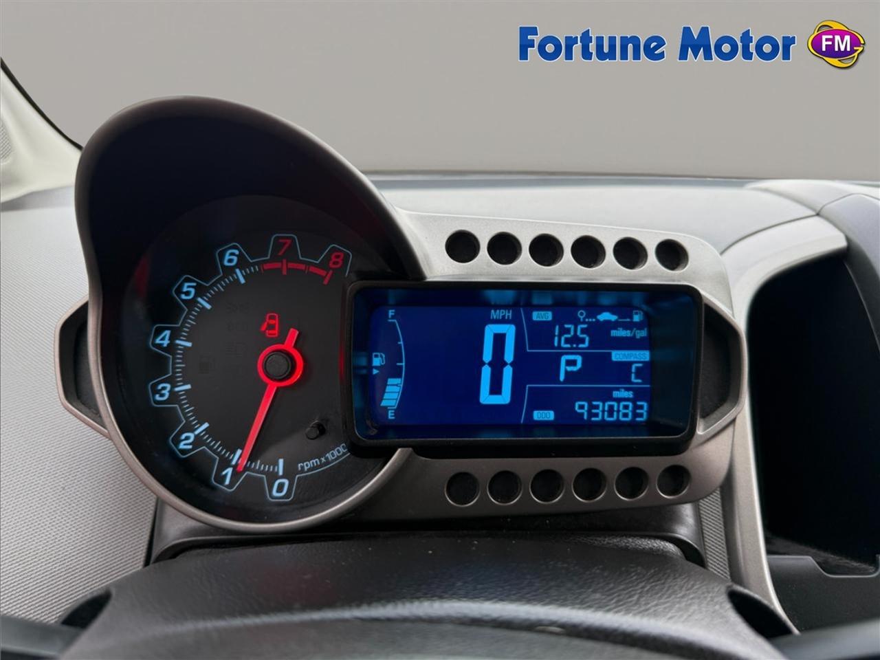 Chevrolet Sonic 5dr HB Auto LT 2014