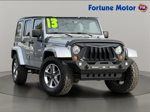 2013 Jeep Wrangler Unlimited 4WD 4dr Sahara