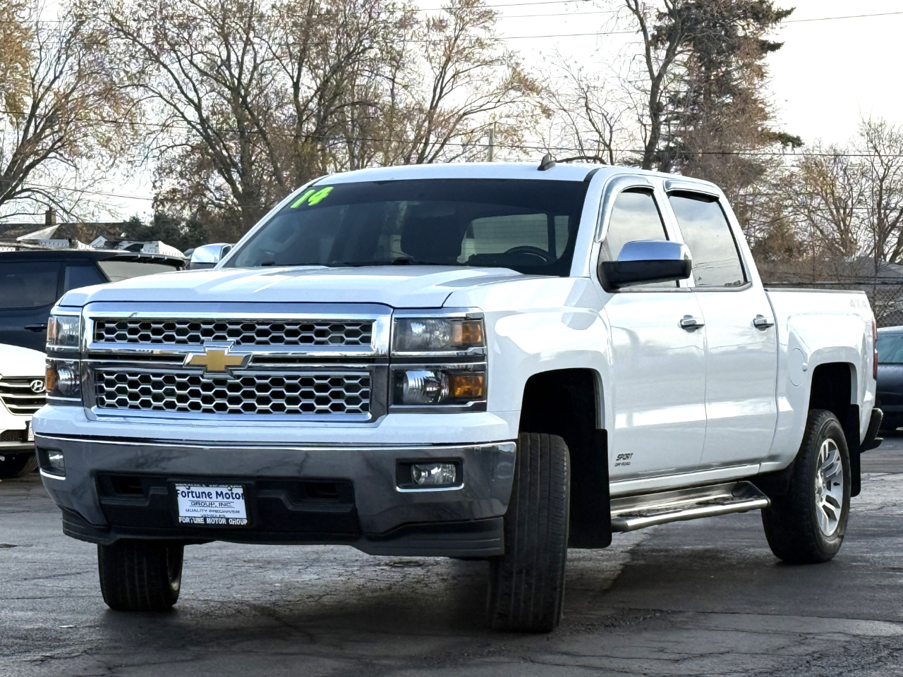 2014 Chevrolet Silverado 1500 photo 2