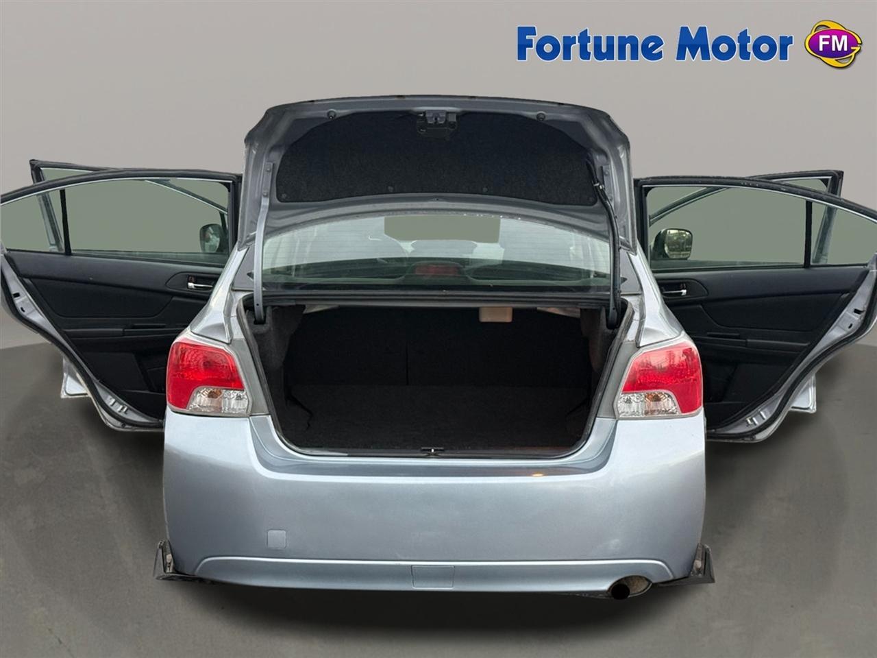 Subaru Impreza Sedan 4dr Auto 2.0i Premium 2012