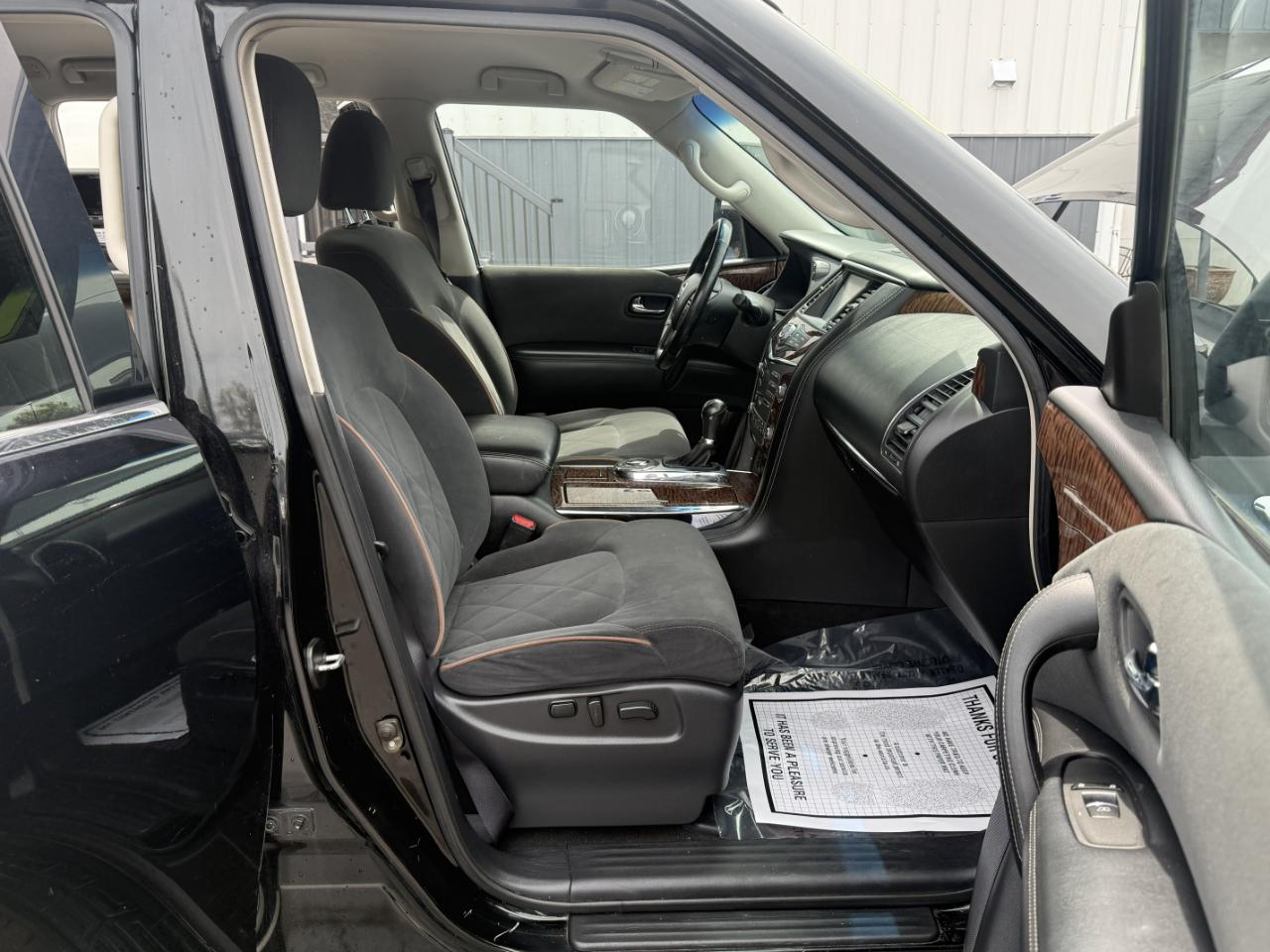 Nissan Armada 4x2 SV 2017