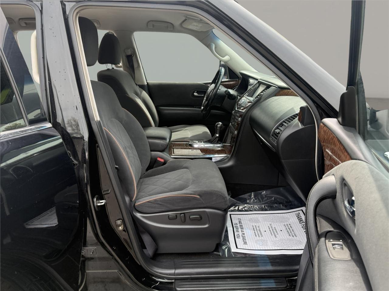 Nissan Armada 4x2 SV 2017