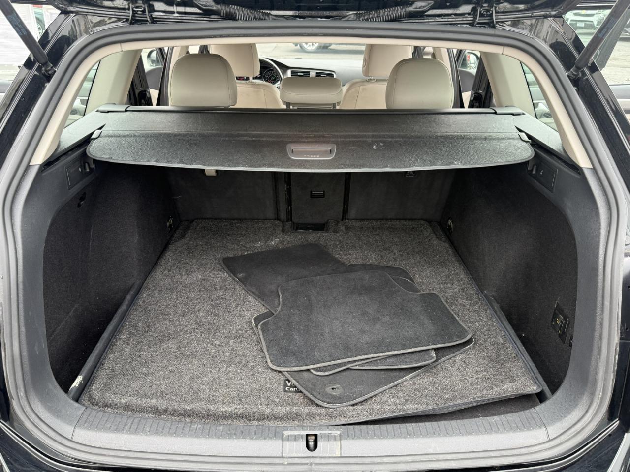 Volkswagen Golf SportWagen 4dr DSG TDI S 2015