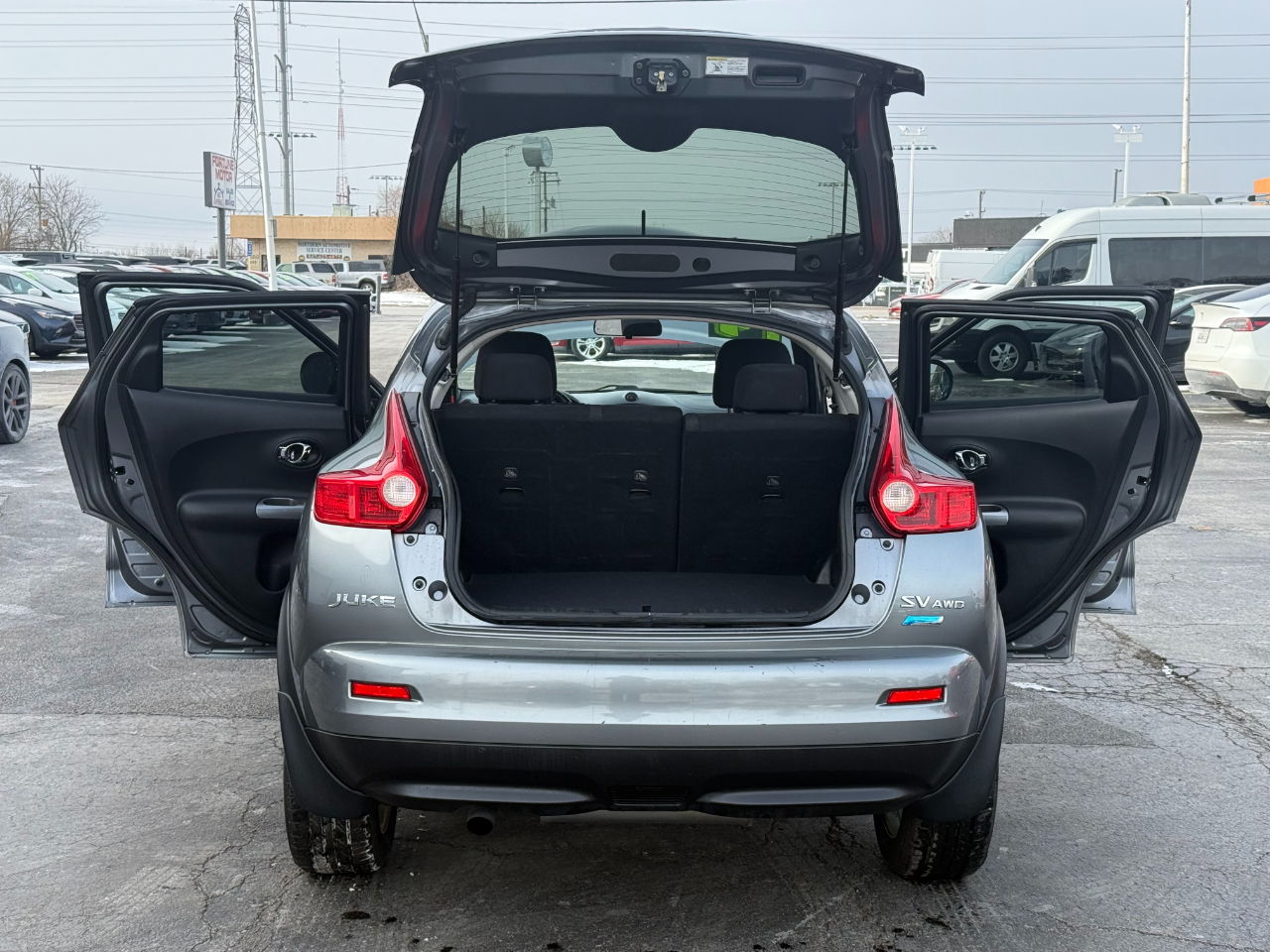 Nissan Juke 5dr Wgn CVT SV AWD 2014