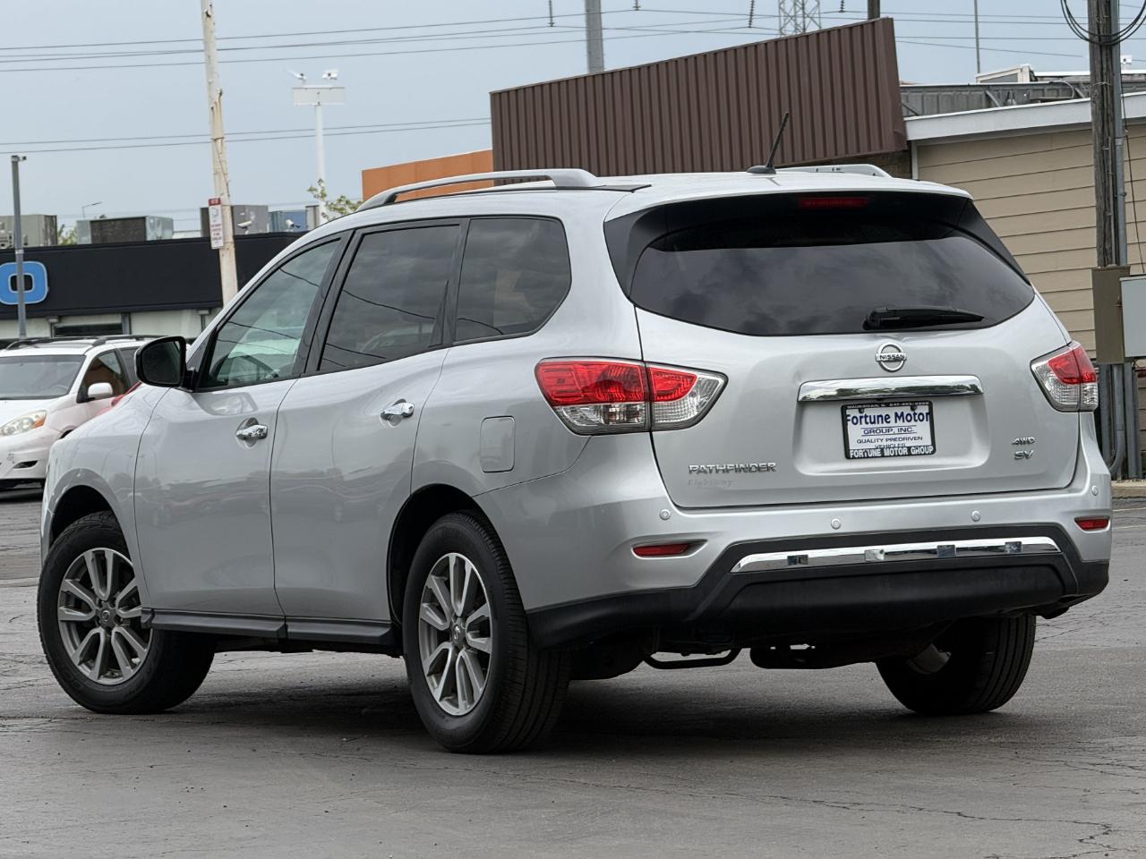 Nissan Pathfinder 4WD 4dr SV 2016