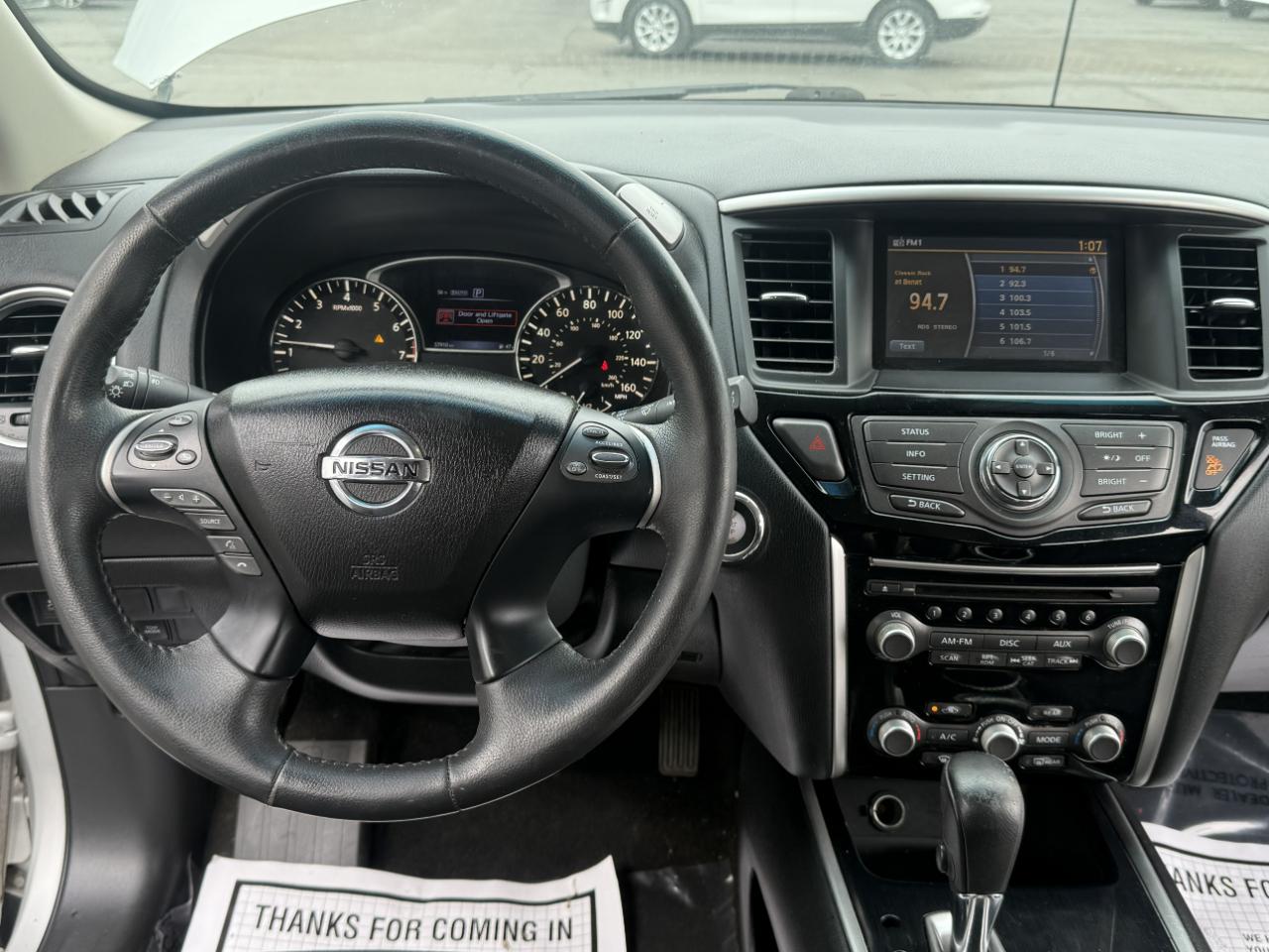 Nissan Pathfinder 4WD 4dr SV 2016