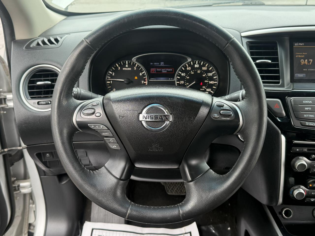 Nissan Pathfinder 4WD 4dr SV 2016