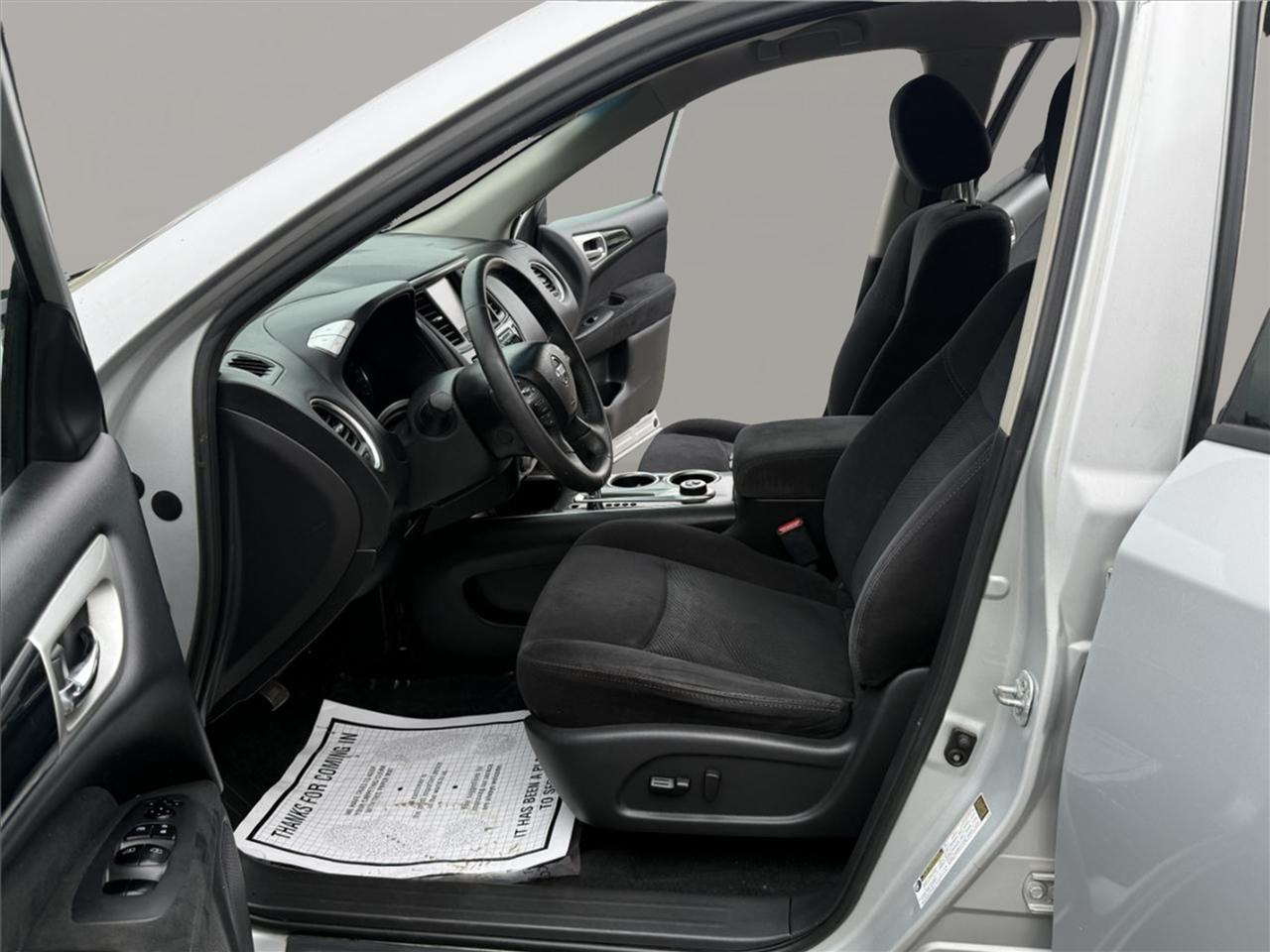 Nissan Pathfinder 4WD 4dr SV 2016