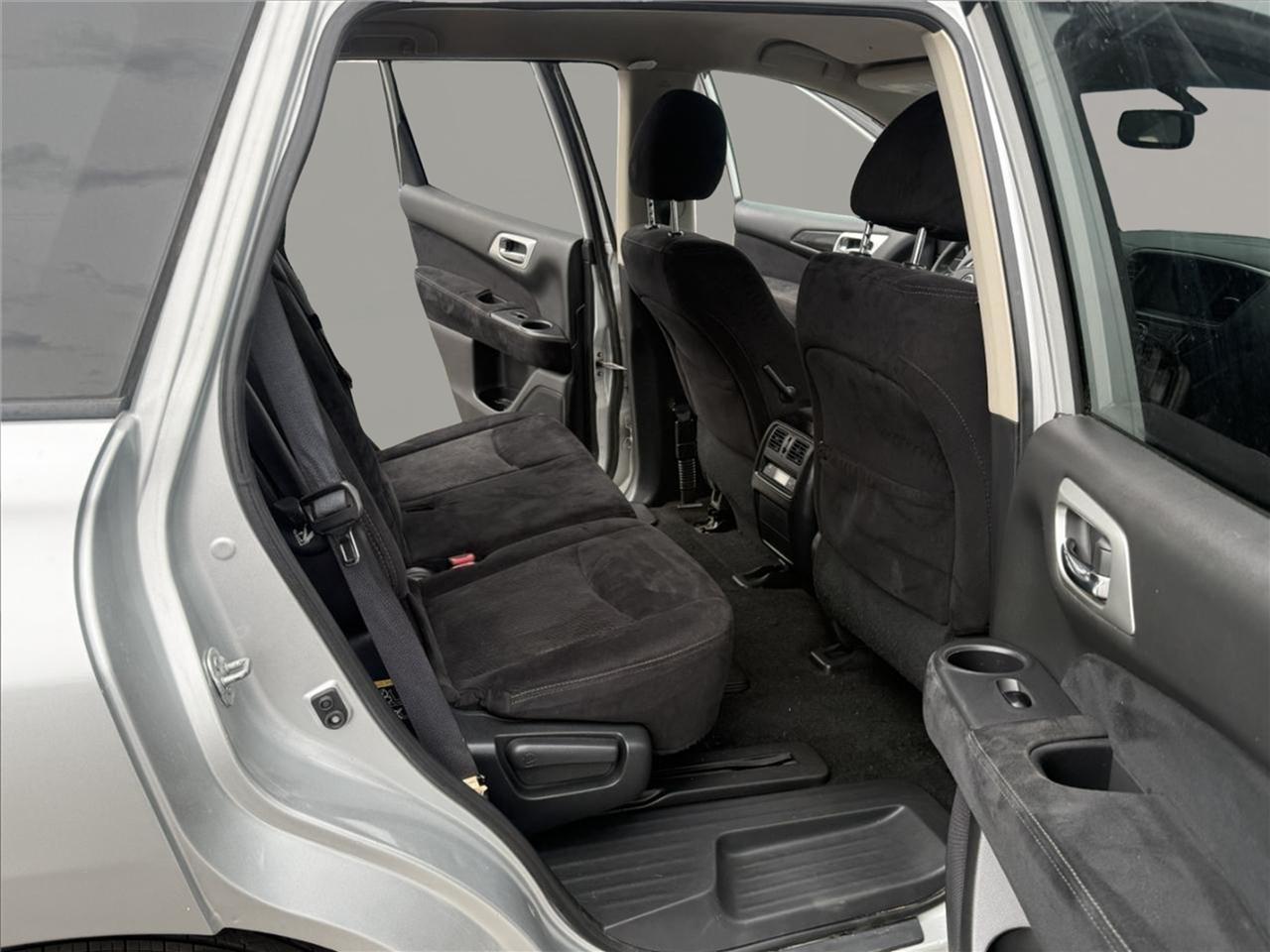 Nissan Pathfinder 4WD 4dr SV 2016