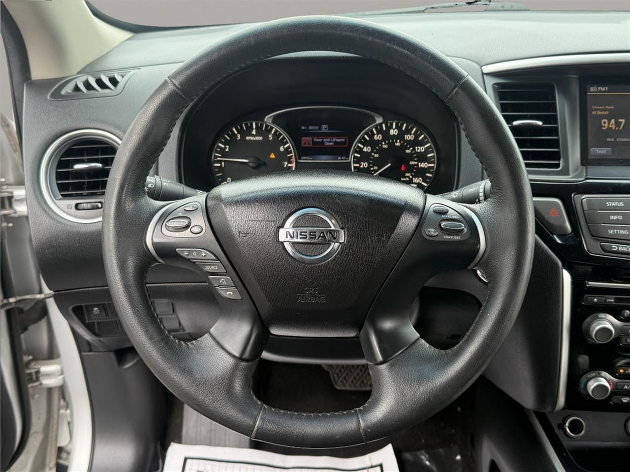 Nissan Pathfinder 4WD 4dr SV 2016
