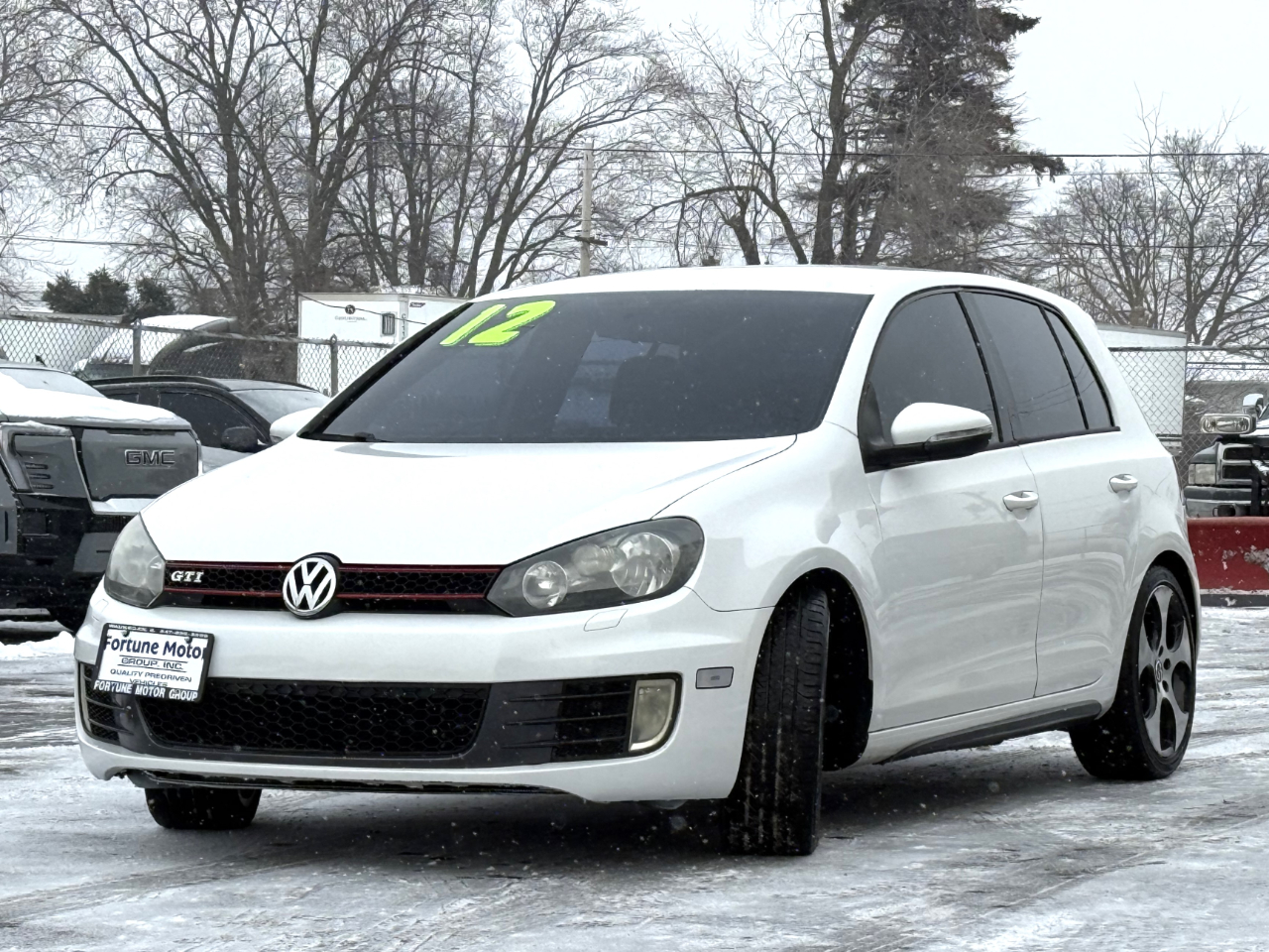 Volkswagen GTI 4dr HB DSG w/Sunroof & Navi PZEV 2012