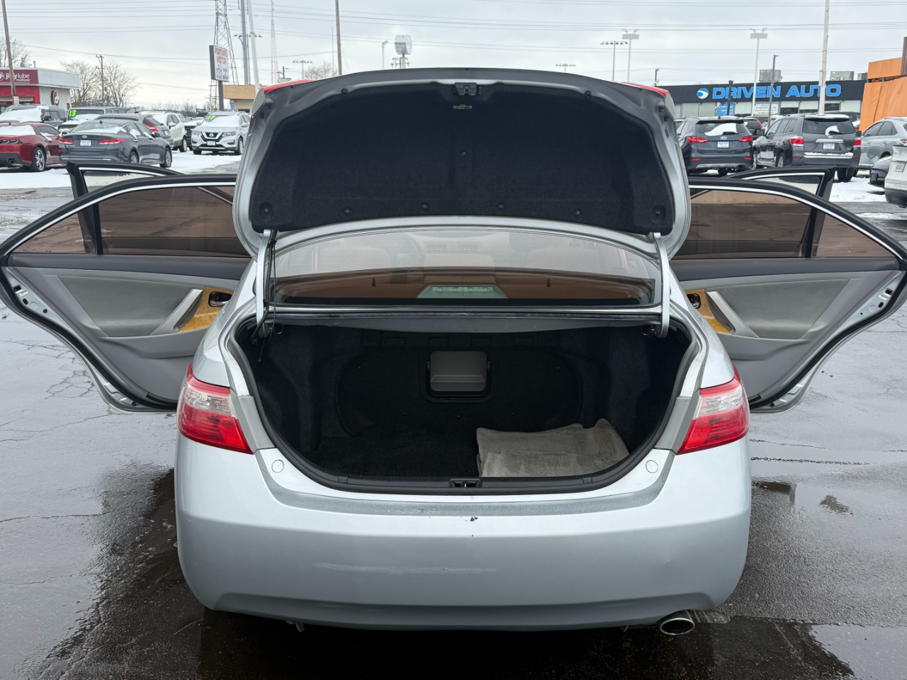 Toyota Camry 4dr Sdn I4 Auto XLE (Natl) 2007