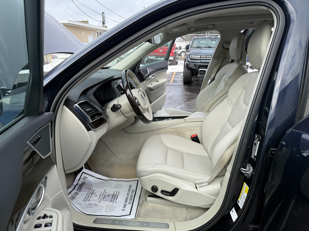 Volvo XC90 AWD 4dr T6 Momentum 2016