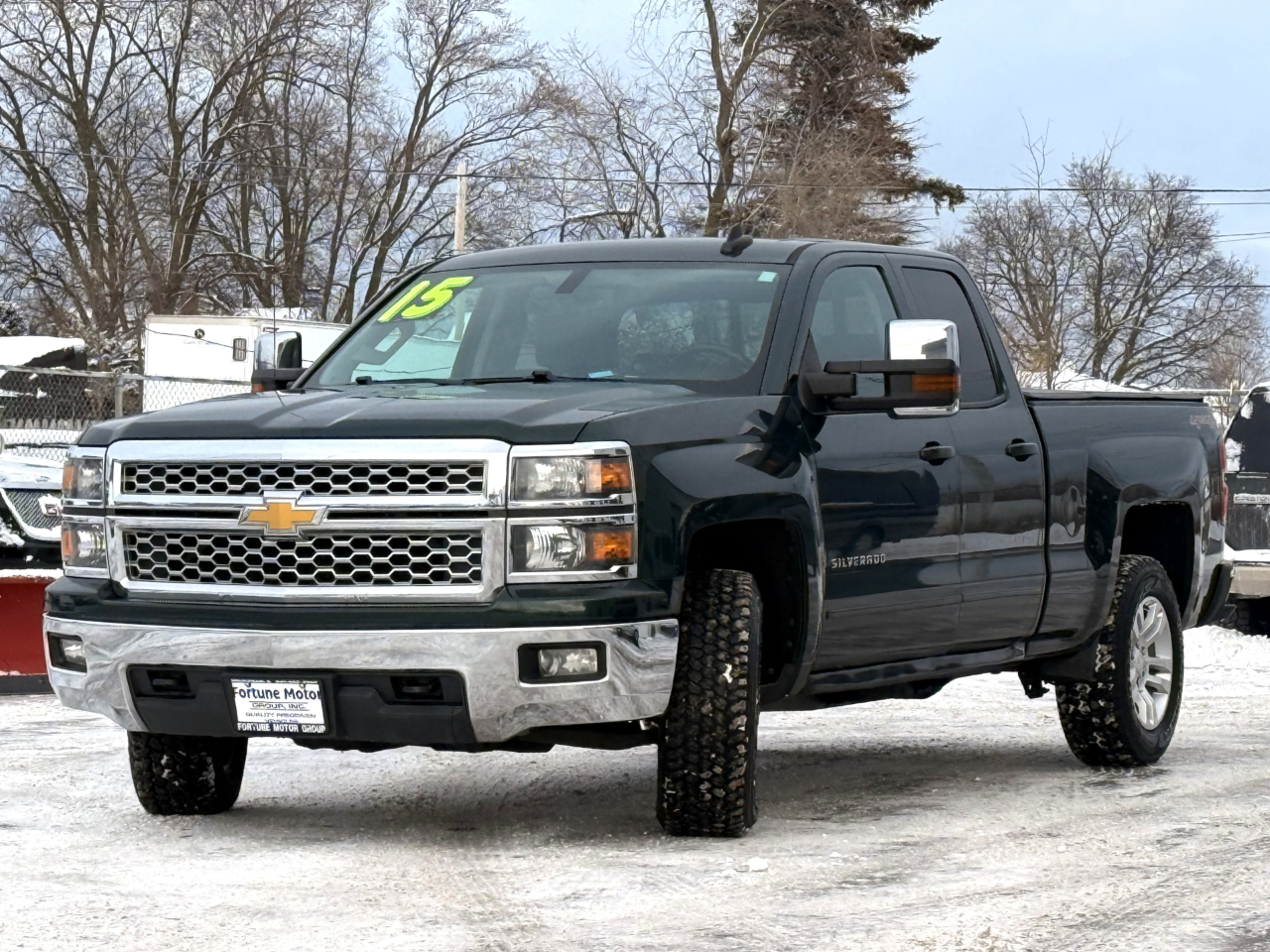 Chevrolet Silverado 1500 4WD Double Cab 143.5" LT w/1LT 2015