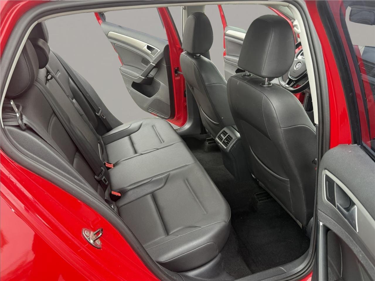 Volkswagen Golf 4dr HB Auto TSI S 2015