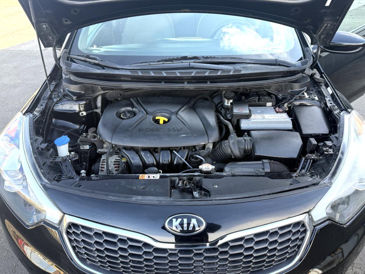 Kia Forte 4dr Sdn Auto LX 2015