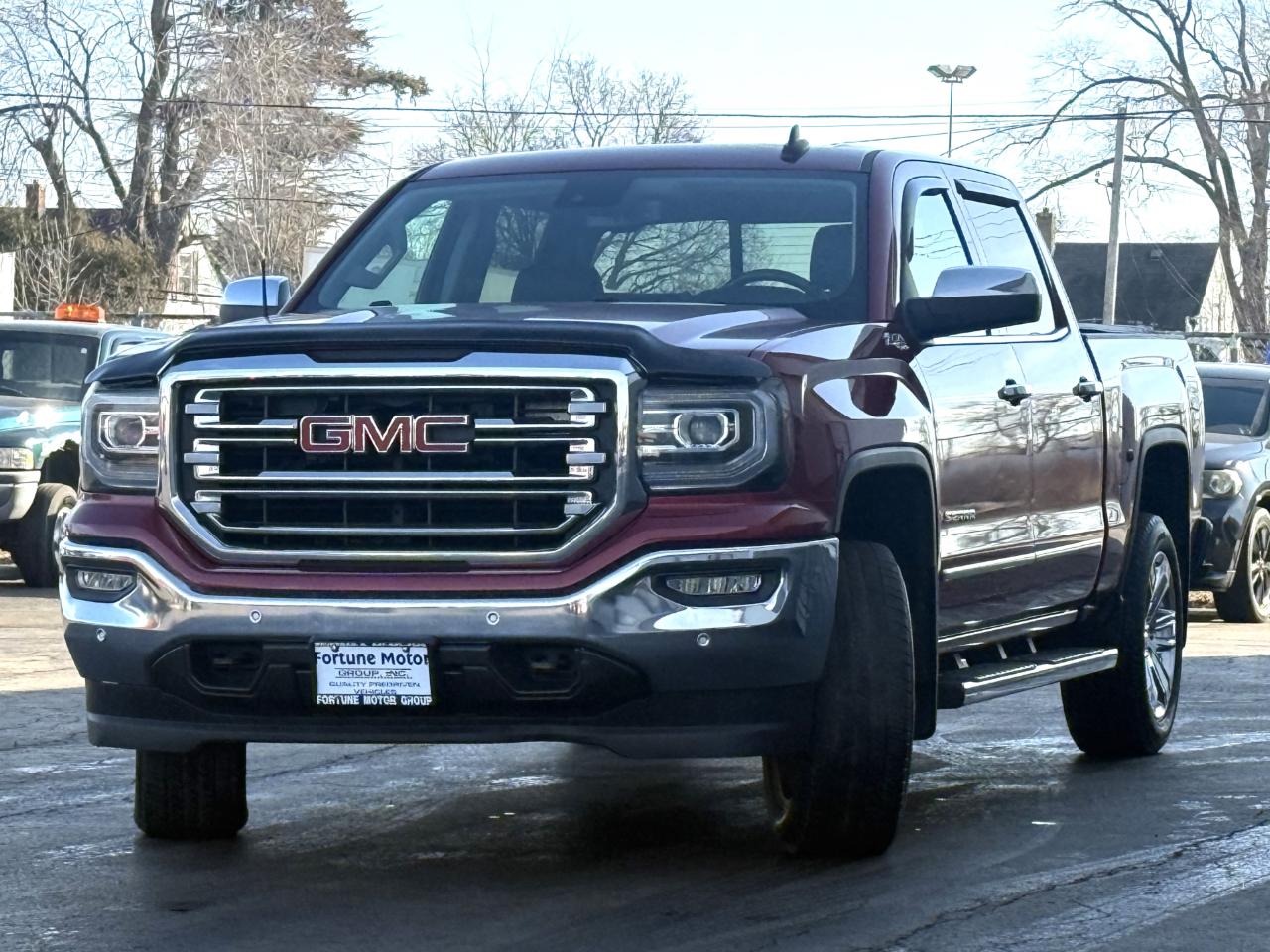 GMC Sierra 1500 4WD Crew Cab 143.5" SLT 2018