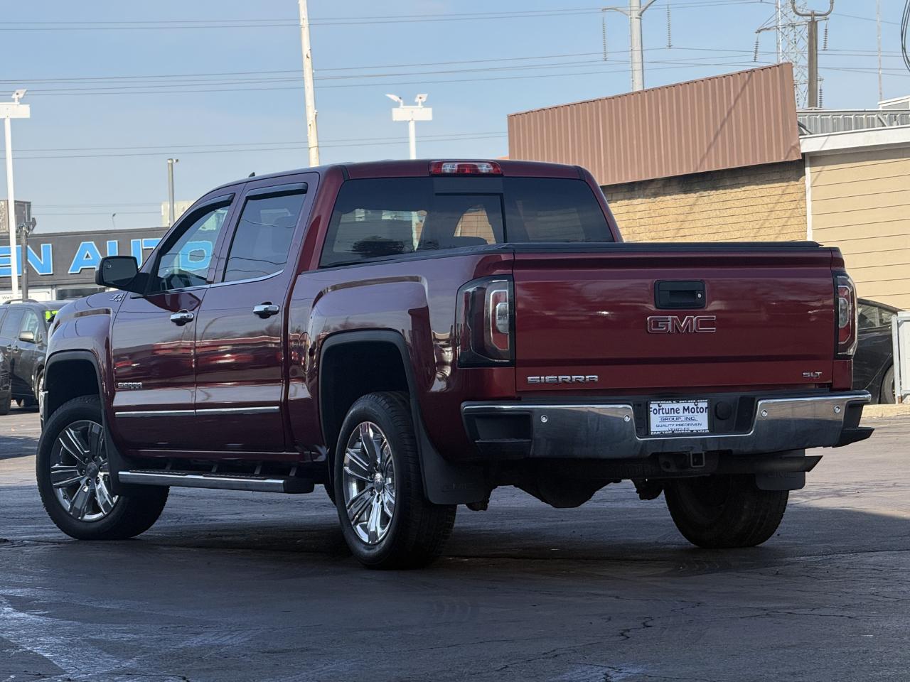 GMC Sierra 1500 4WD Crew Cab 143.5" SLT 2018