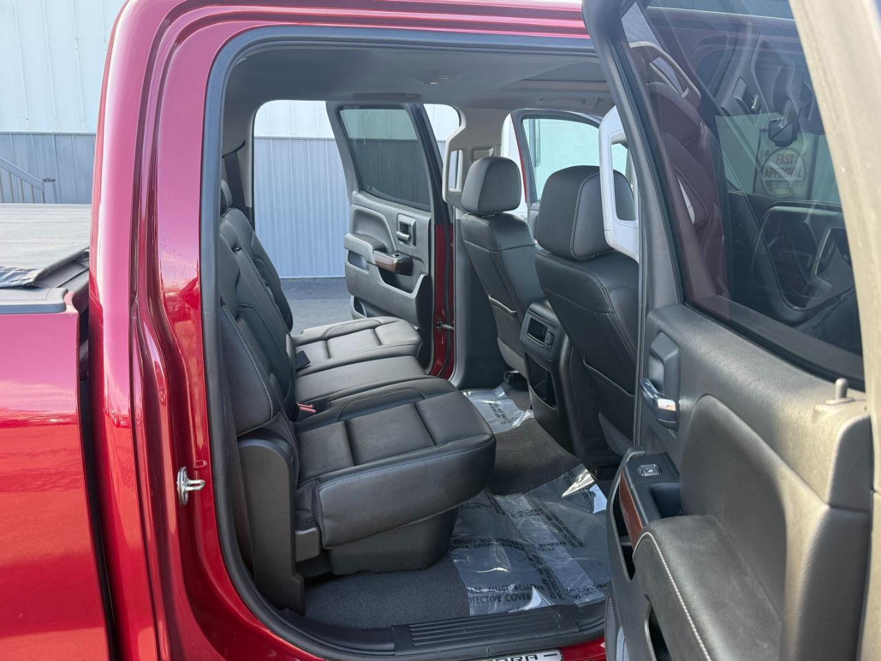 GMC Sierra 1500 4WD Crew Cab 143.5" SLT 2018