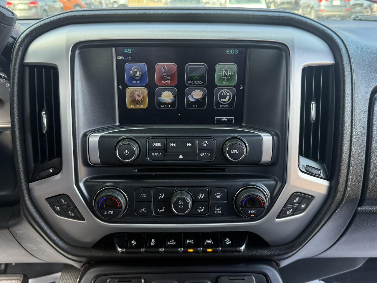 GMC Sierra 1500 4WD Crew Cab 143.5" SLT 2018