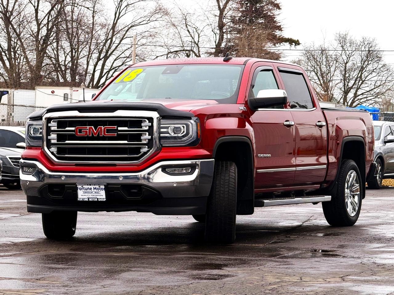 GMC Sierra 1500 4WD Crew Cab 143.5" SLT 2018
