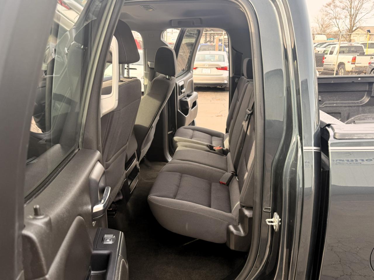 Chevrolet Silverado 1500 4WD Double Cab 143.5" LT w/1LT 2018