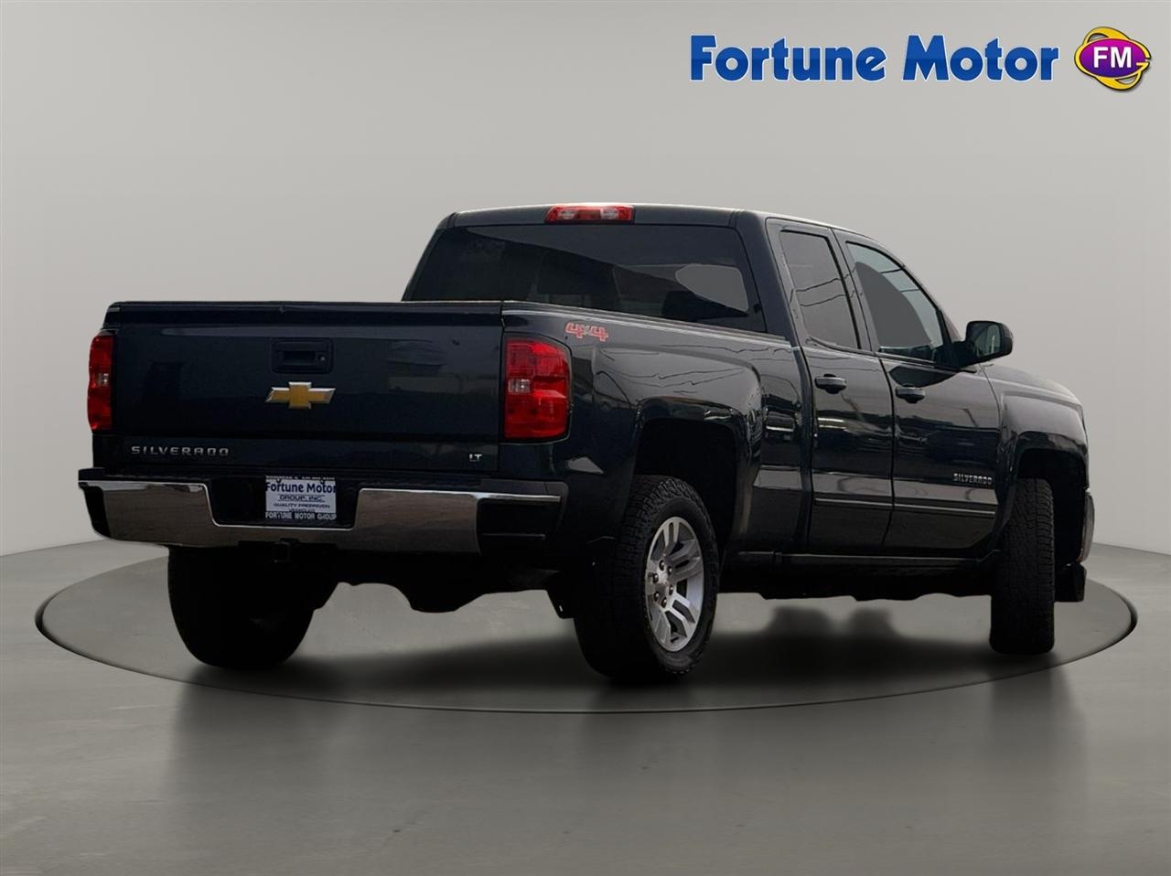 Chevrolet Silverado 1500 4WD Ext Cab 143.5" LT w/1LT 2018