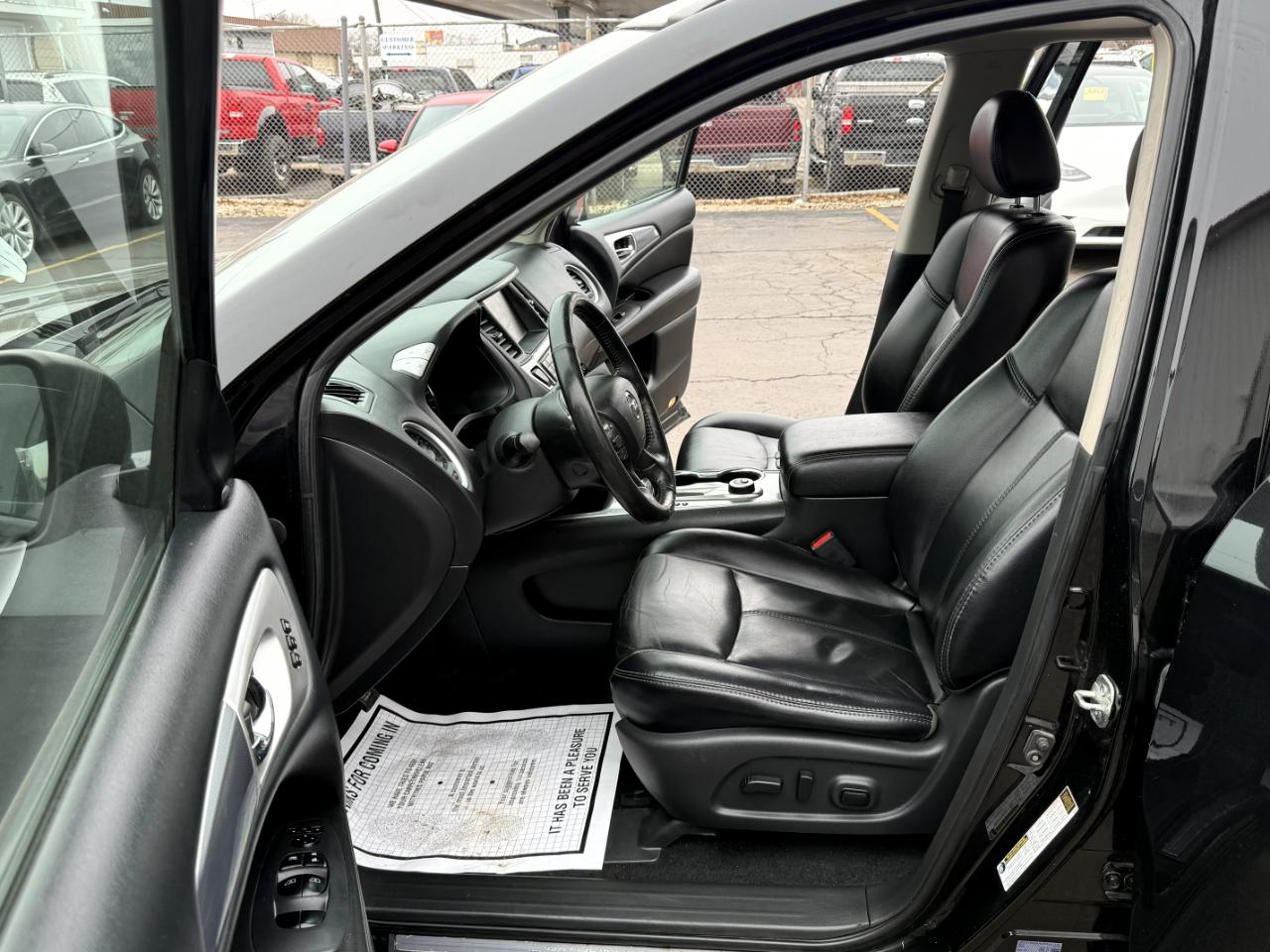 Nissan Pathfinder 4x4 SL 2019