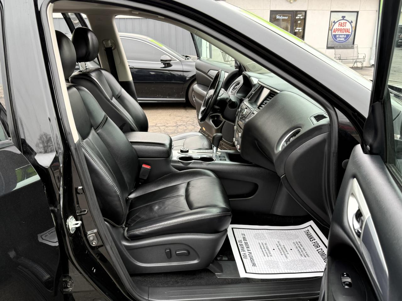 Nissan Pathfinder 4x4 SL 2019