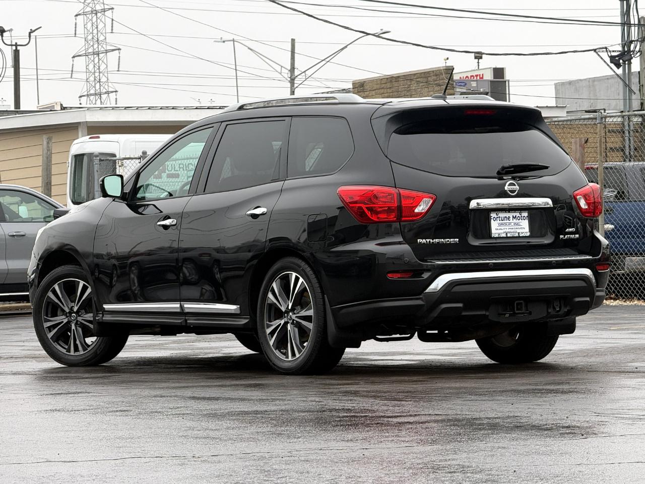 Nissan Pathfinder 4x4 Platinum 2017