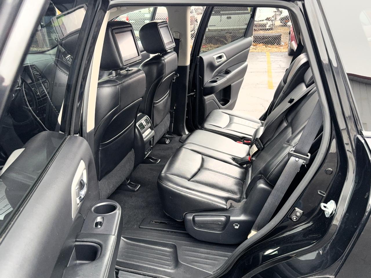 Nissan Pathfinder 4x4 Platinum 2017