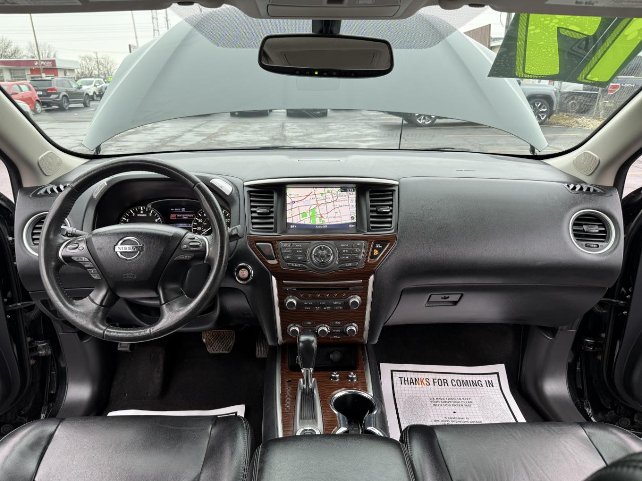 Nissan Pathfinder 4x4 Platinum 2017