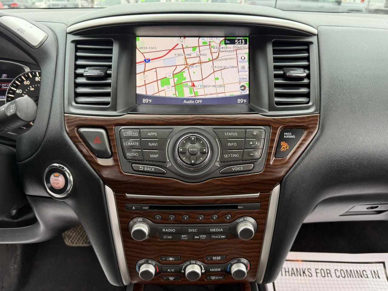 Nissan Pathfinder 4x4 Platinum 2017