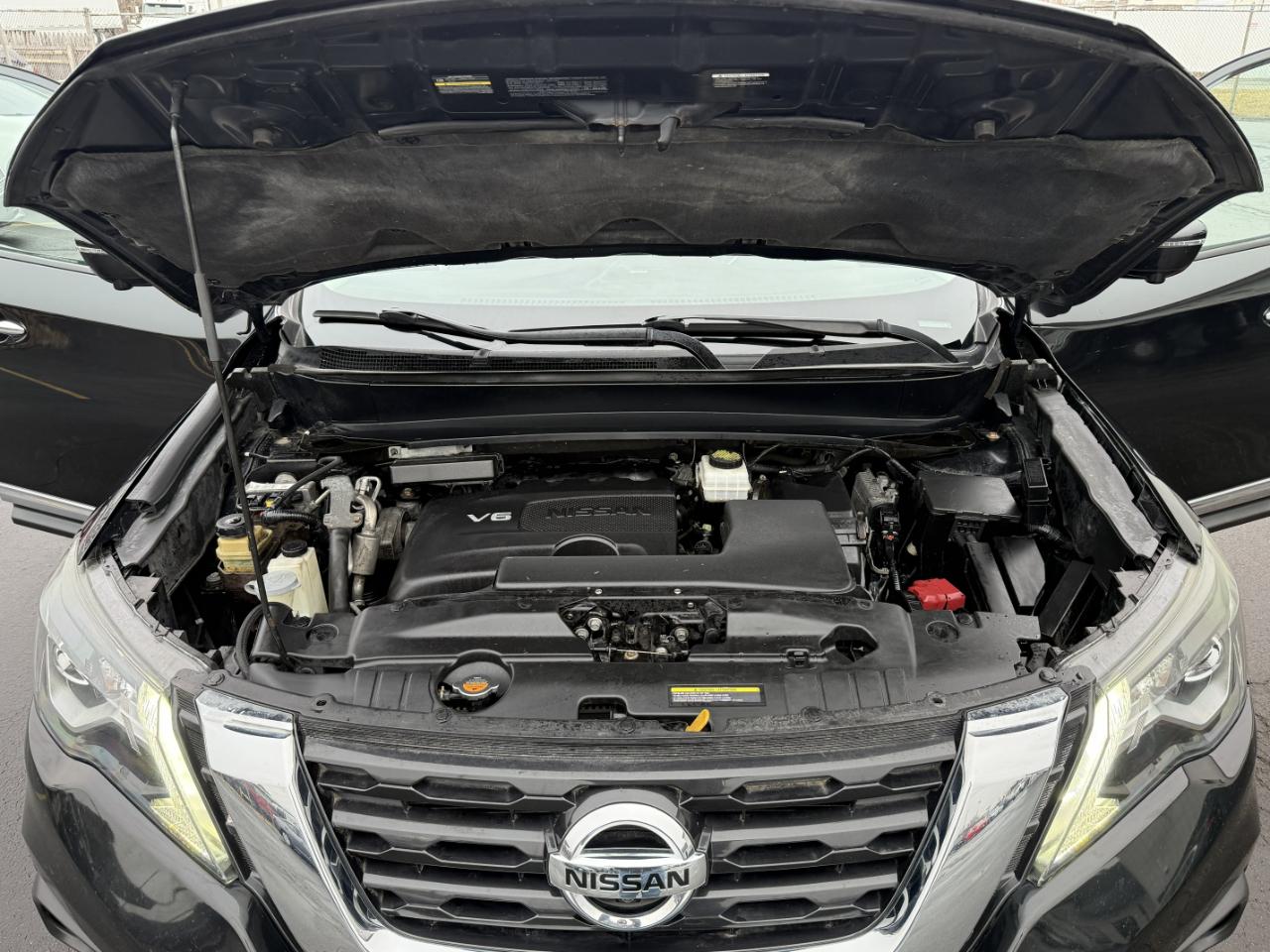 Nissan Pathfinder 4x4 Platinum 2017