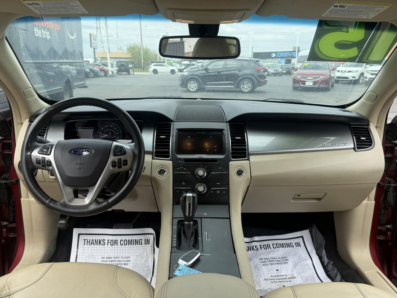 Ford Taurus 4dr Sdn SEL FWD 2015