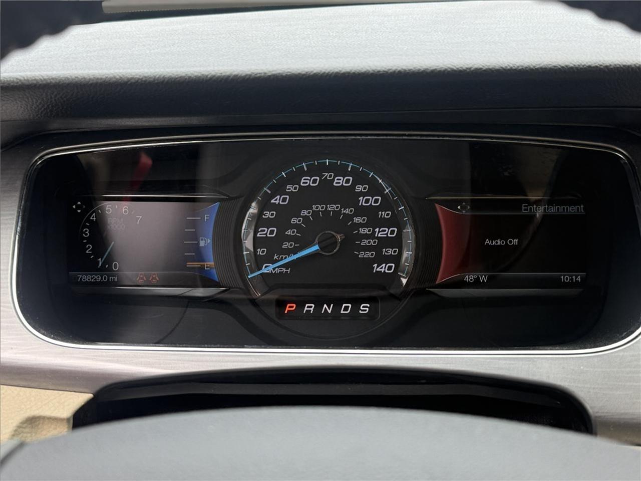 Ford Taurus 4dr Sdn SEL FWD 2015