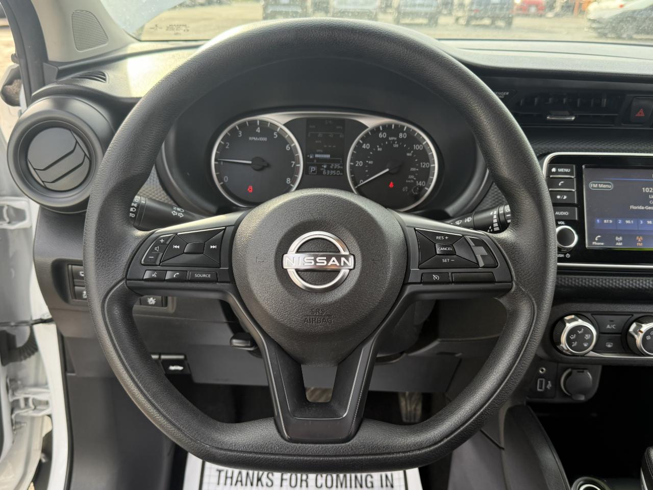 Nissan Kicks S FWD 2023