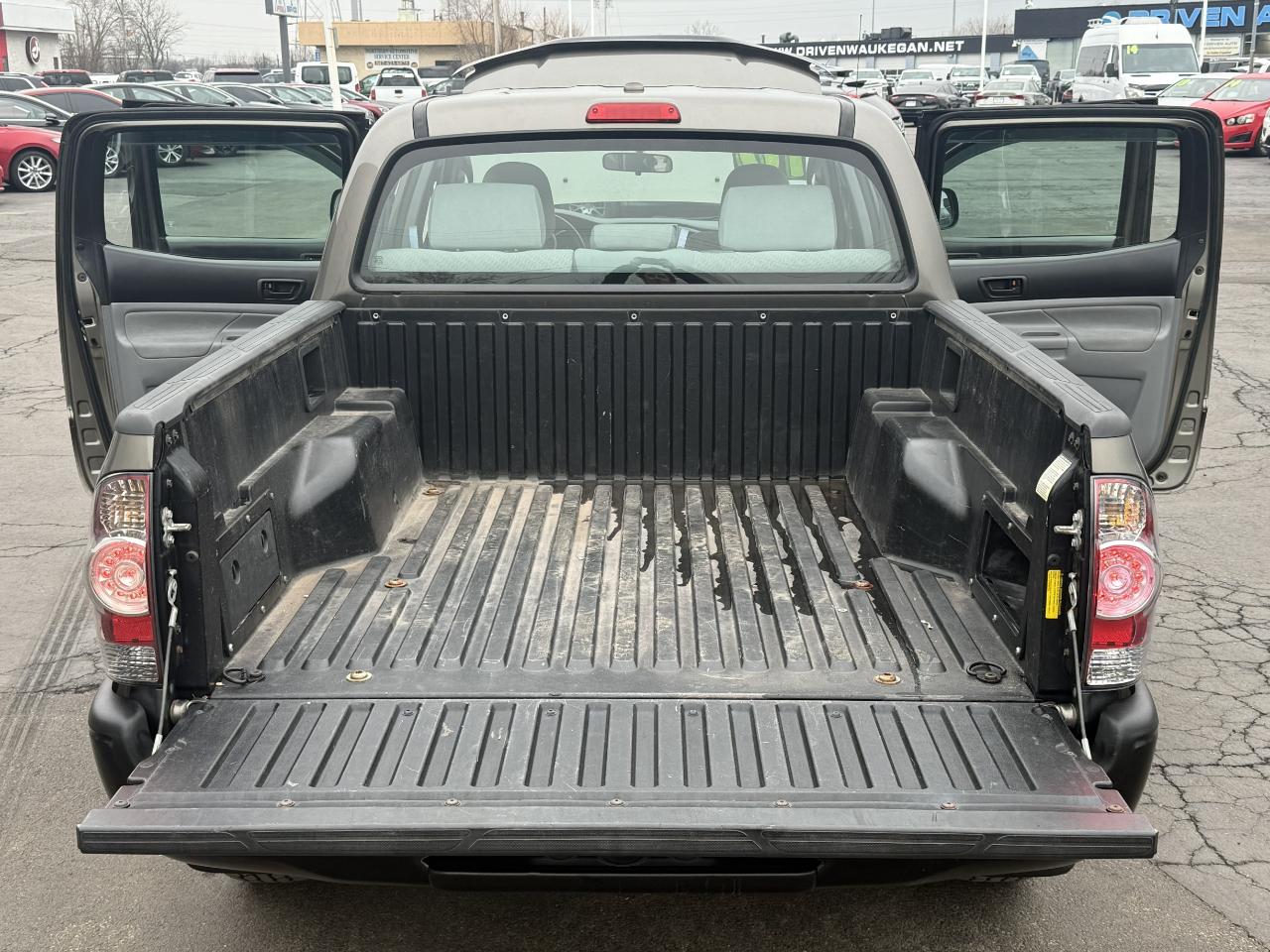 Toyota Tacoma 4WD Double V6 AT (Natl) 2010