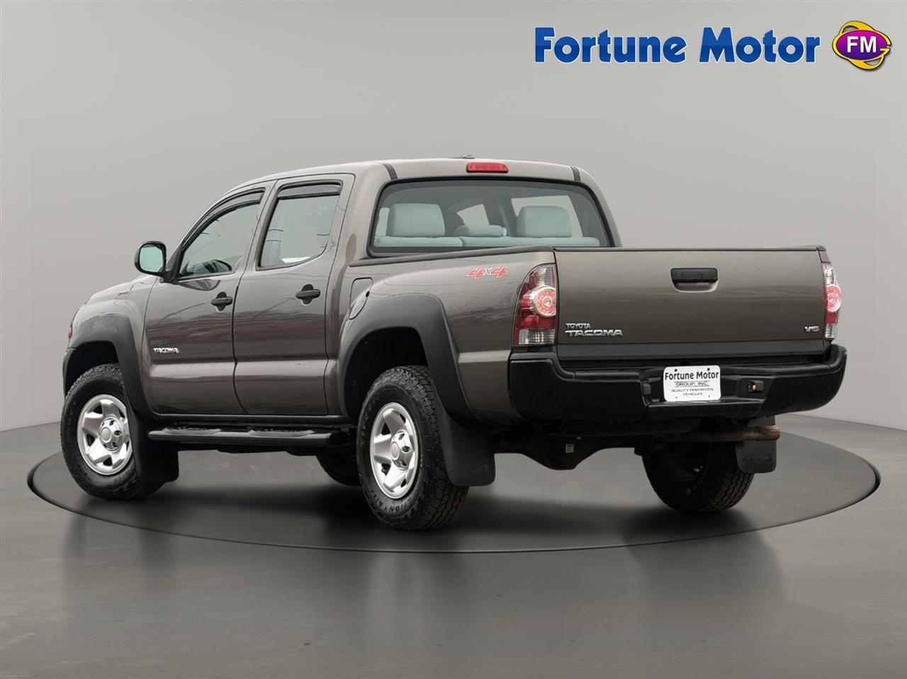 Toyota Tacoma 4WD Double V6 AT (Natl) 2010