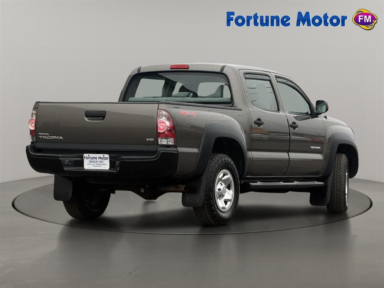 Toyota Tacoma 4WD Double V6 AT (Natl) 2010