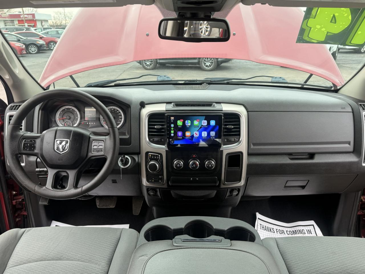 RAM 1500 4WD Quad Cab 140.5" SLT 2014