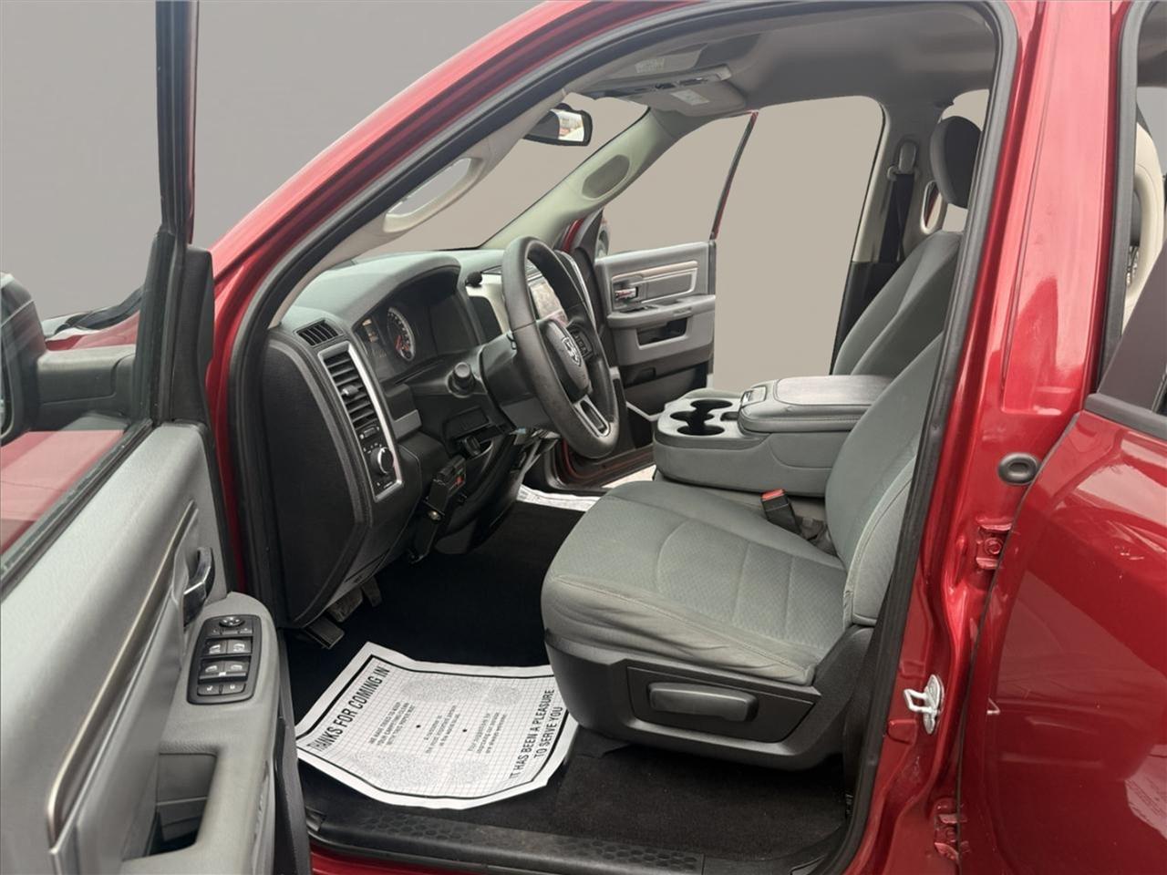 RAM 1500 4WD Quad Cab 140.5" SLT 2014