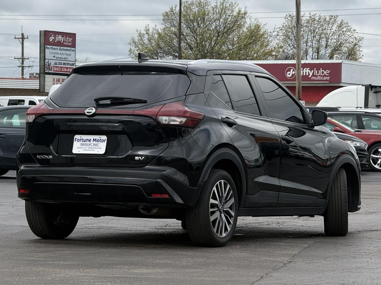Nissan Kicks SV FWD 2021