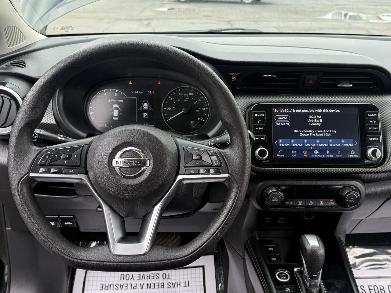 Nissan Kicks SV FWD 2021