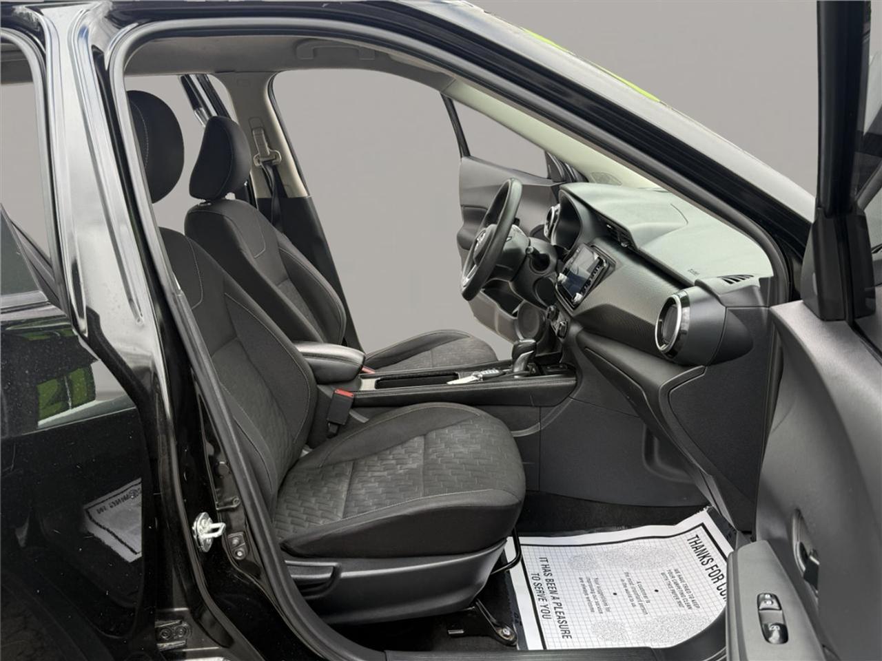 Nissan Kicks SV FWD 2021