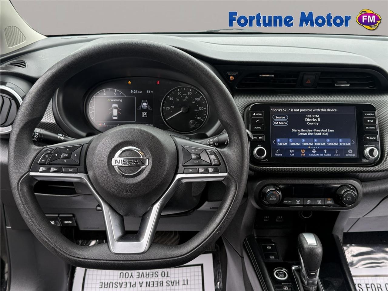 Nissan Kicks SV FWD 2021